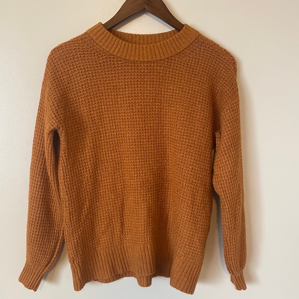American Eagle sweater